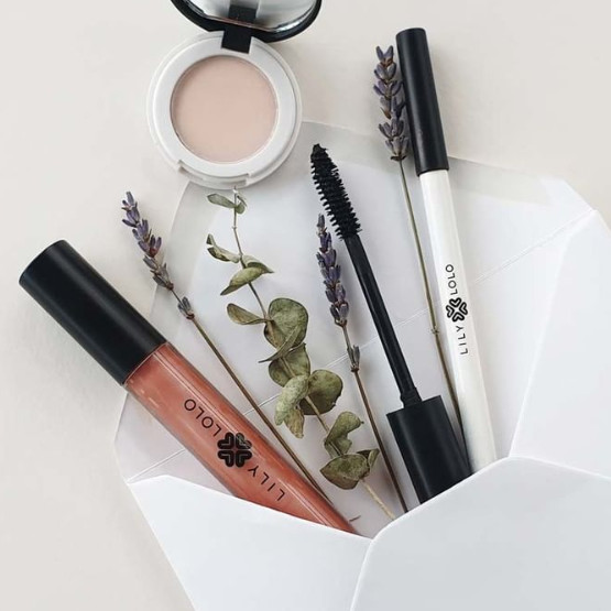 Axiology Unhako Boutique
